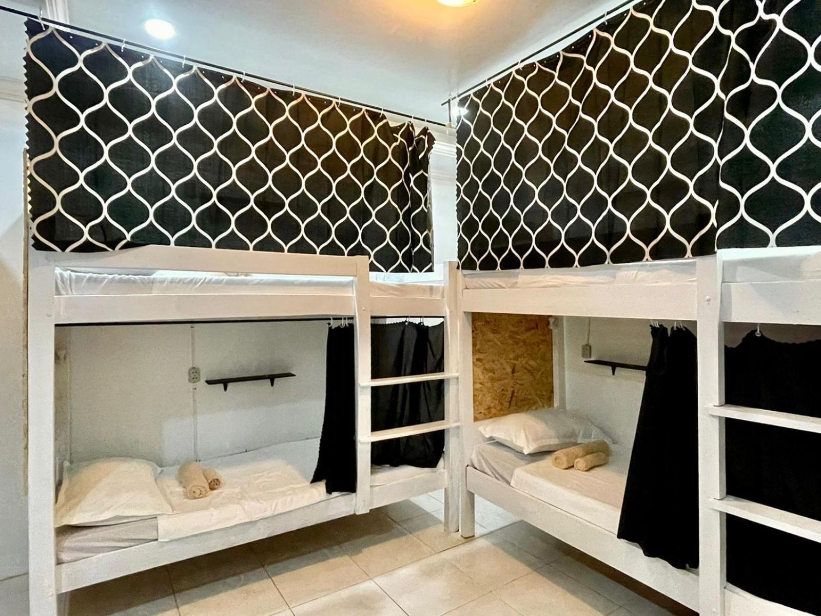 Trail Inn Puerto Princesa Ngoại thất bức ảnh